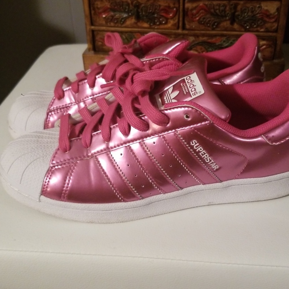 Women's Adidas Superstar